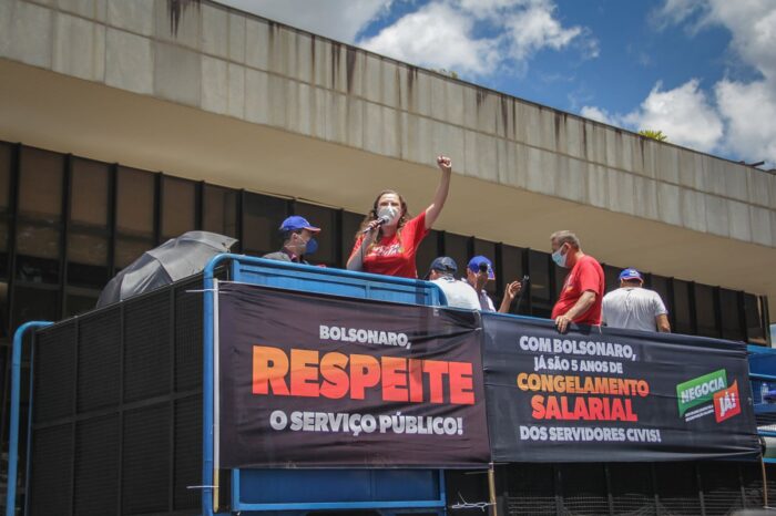 Servidores Públicos Federais vão às ruas por reposição salarial