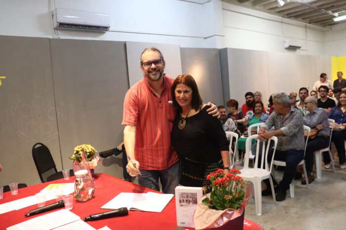 Nova direção da Adunirio toma posse em evento solene